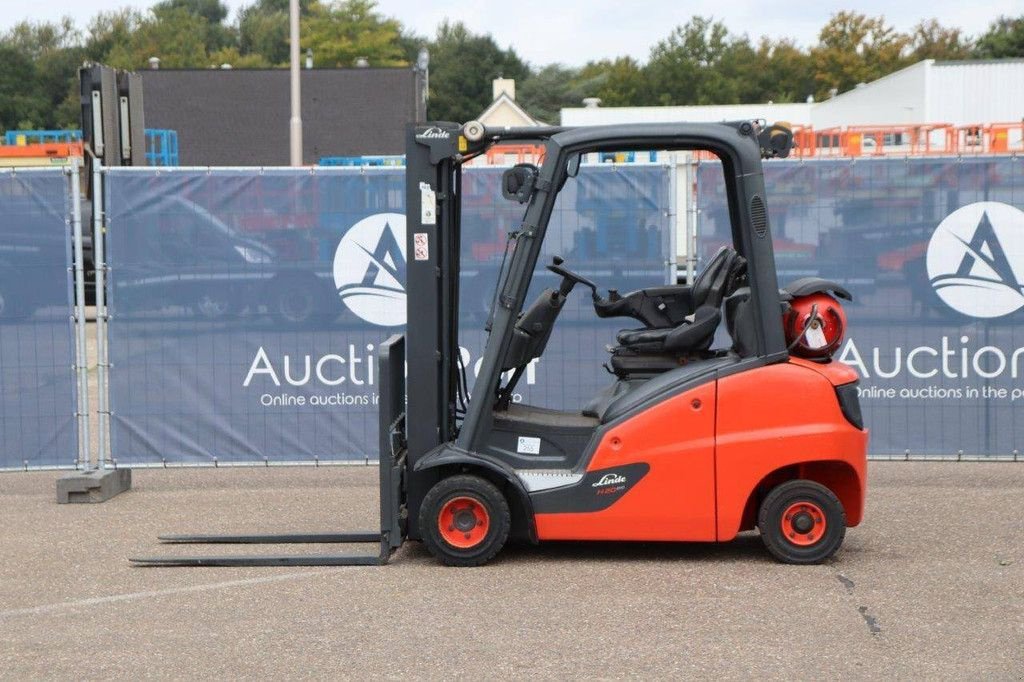 Frontstapler van het type Linde H20T-01, Gebrauchtmaschine in Antwerpen (Foto 2)