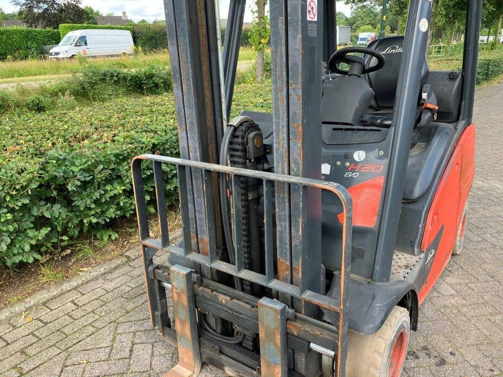 Frontstapler typu Linde H20T-01, Gebrauchtmaschine v Antwerpen (Obrázok 9)