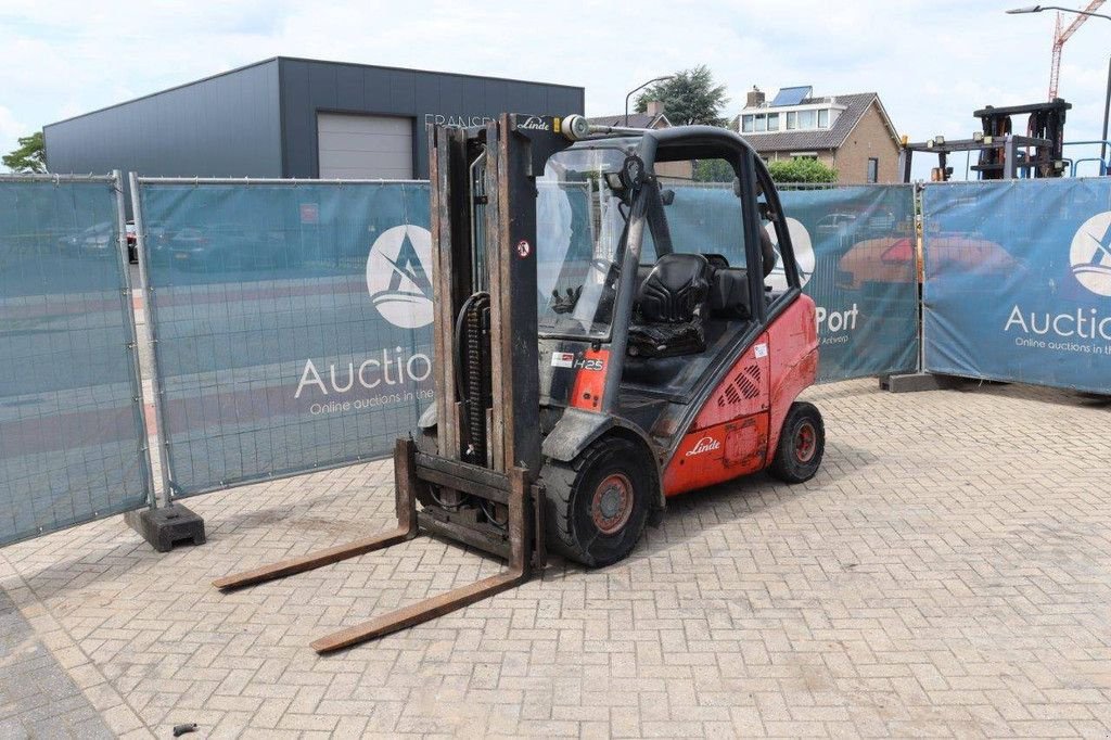 Frontstapler typu Linde H25D, Gebrauchtmaschine v Antwerpen (Obrázek 9)