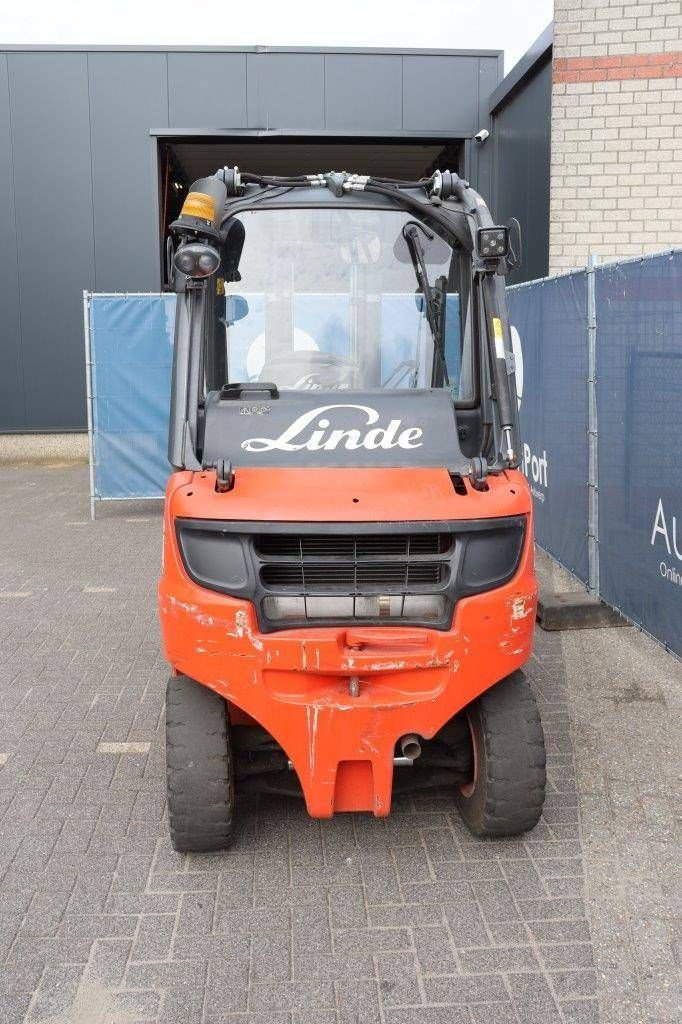 Frontstapler des Typs Linde H25T-02, Gebrauchtmaschine in Antwerpen (Bild 5)