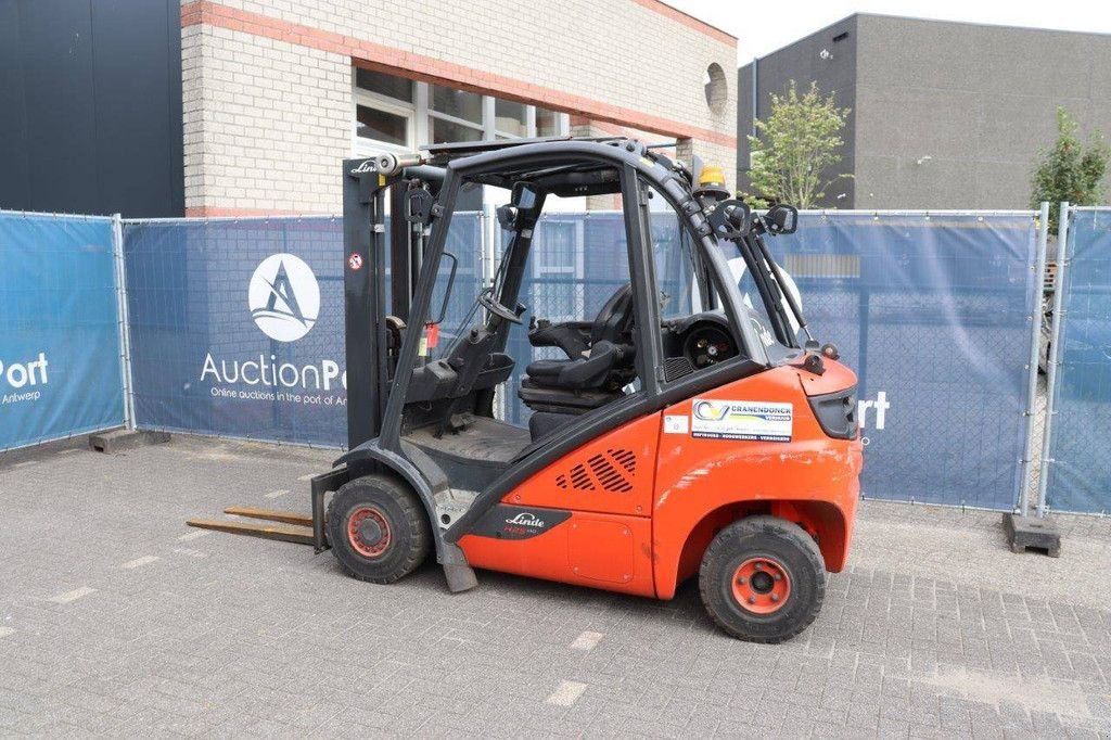 Frontstapler du type Linde H25T-02, Gebrauchtmaschine en Antwerpen (Photo 3)