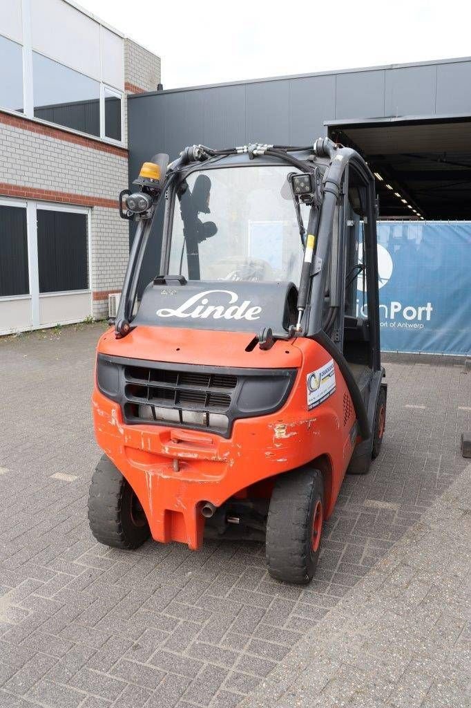 Frontstapler Türe ait Linde H25T-02, Gebrauchtmaschine içinde Antwerpen (resim 7)