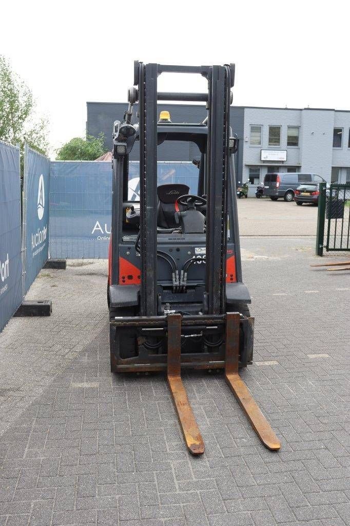 Frontstapler des Typs Linde H25T-02, Gebrauchtmaschine in Antwerpen (Bild 8)