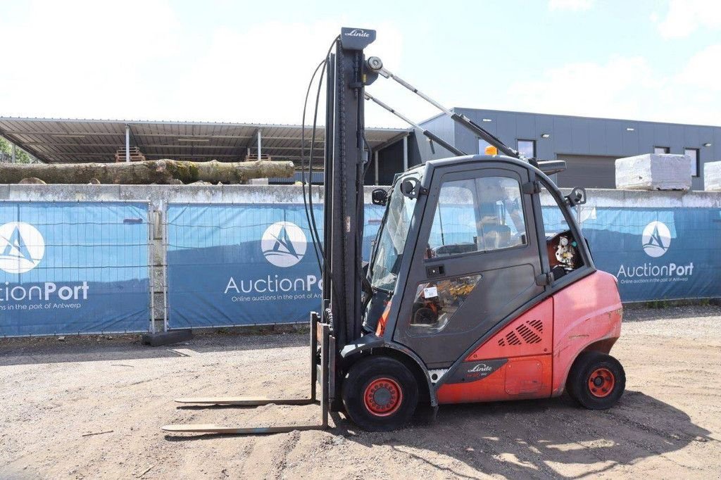 Frontstapler van het type Linde H30CNS-02, Gebrauchtmaschine in Antwerpen (Foto 1)