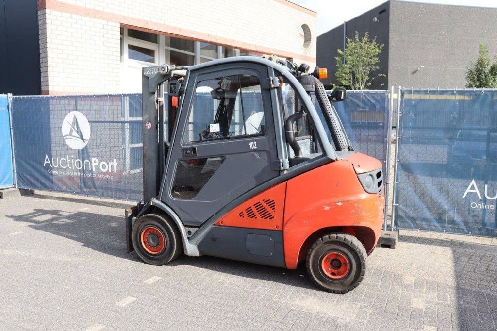 Frontstapler van het type Linde H30D-01, Gebrauchtmaschine in Antwerpen (Foto 3)