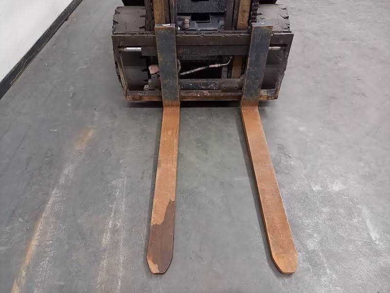 Frontstapler tip Linde H30D-02, Gebrauchtmaschine in Waregem (Poză 9)