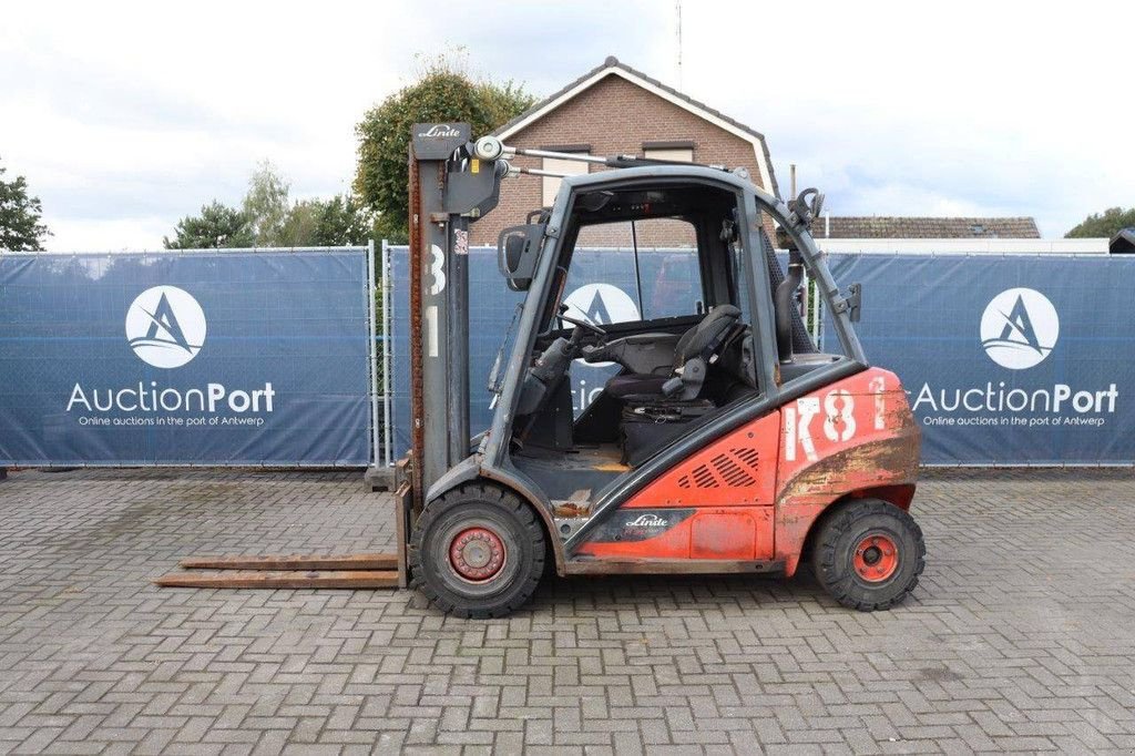 Frontstapler van het type Linde H30D-02, Gebrauchtmaschine in Antwerpen (Foto 2)