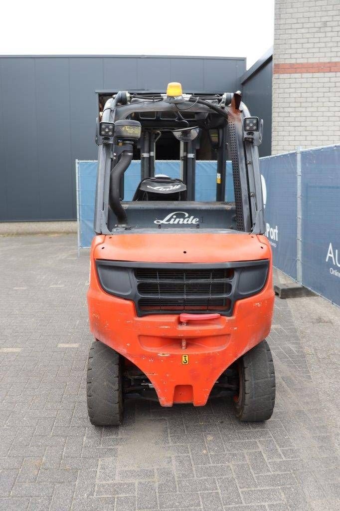 Frontstapler van het type Linde H30D-02, Gebrauchtmaschine in Antwerpen (Foto 5)