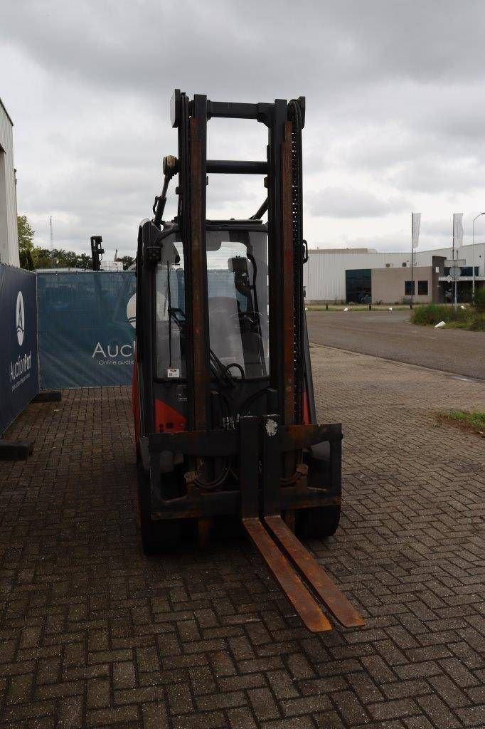 Frontstapler van het type Linde H30D-02, Gebrauchtmaschine in Antwerpen (Foto 8)