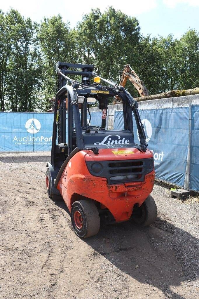 Frontstapler typu Linde H30T-01, Gebrauchtmaschine v Antwerpen (Obrázok 4)