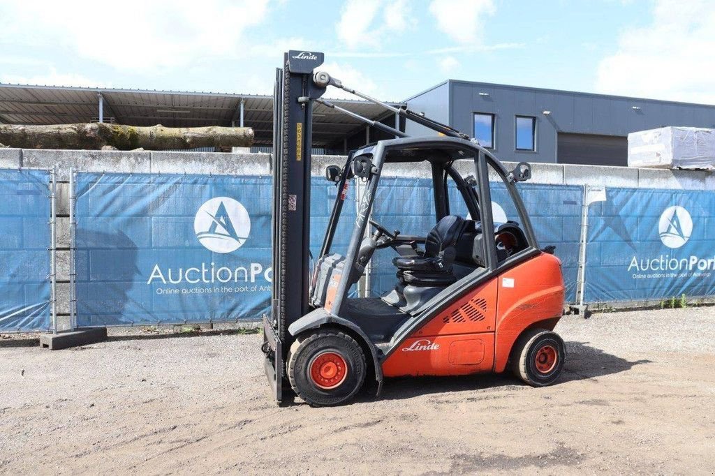 Frontstapler typu Linde H30T-01, Gebrauchtmaschine v Antwerpen (Obrázok 1)