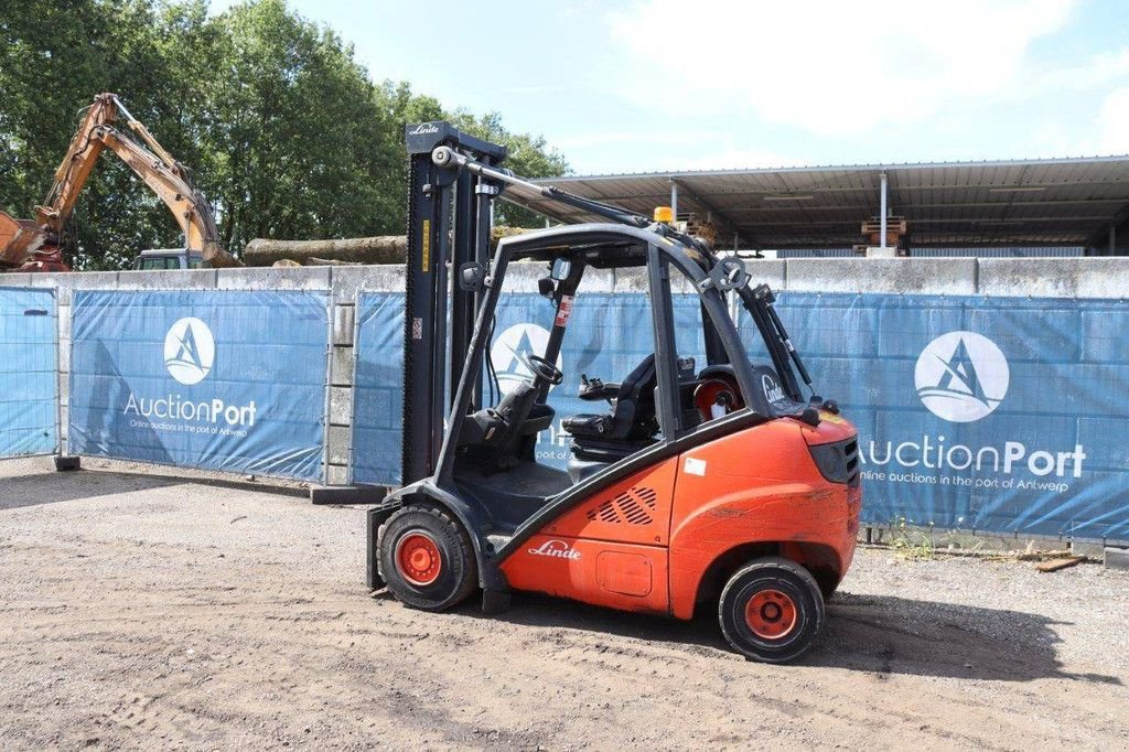 Frontstapler typu Linde H30T-01, Gebrauchtmaschine v Antwerpen (Obrázok 3)