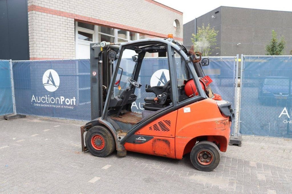 Frontstapler typu Linde H30T-02, Gebrauchtmaschine w Antwerpen (Zdjęcie 3)