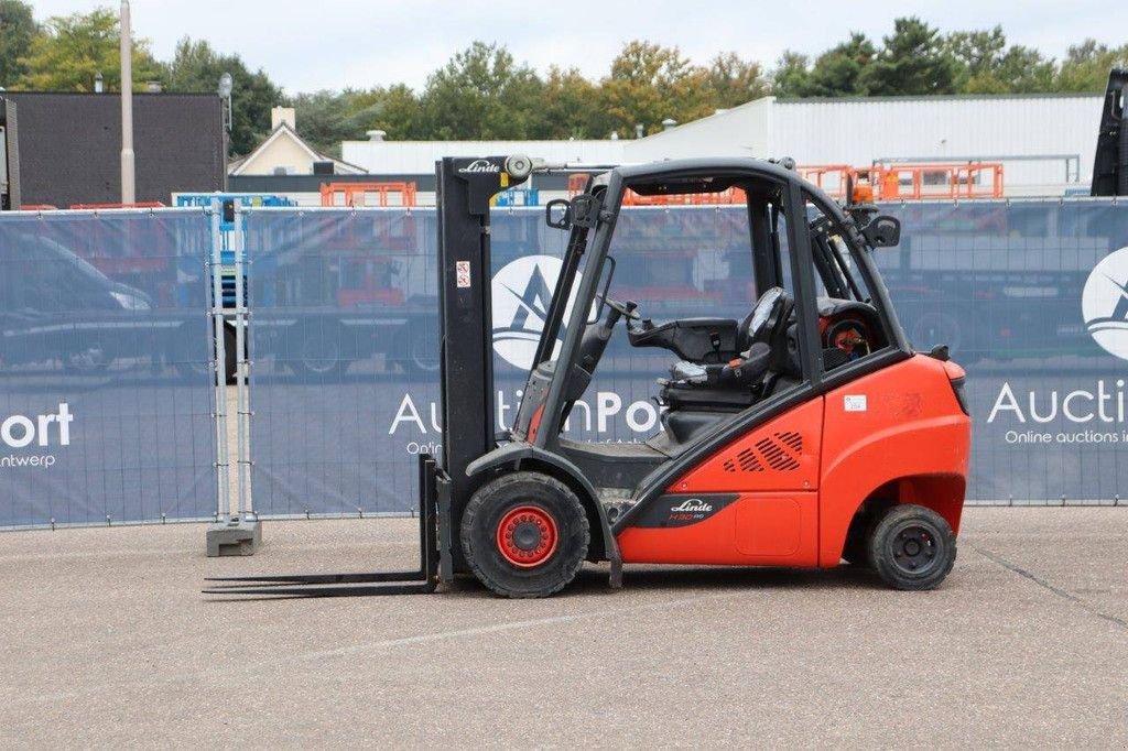 Frontstapler typu Linde H30T-02, Gebrauchtmaschine v Antwerpen (Obrázok 1)