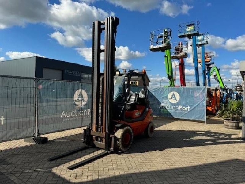 Frontstapler typu Linde H30T, Gebrauchtmaschine v Antwerpen (Obrázek 3)