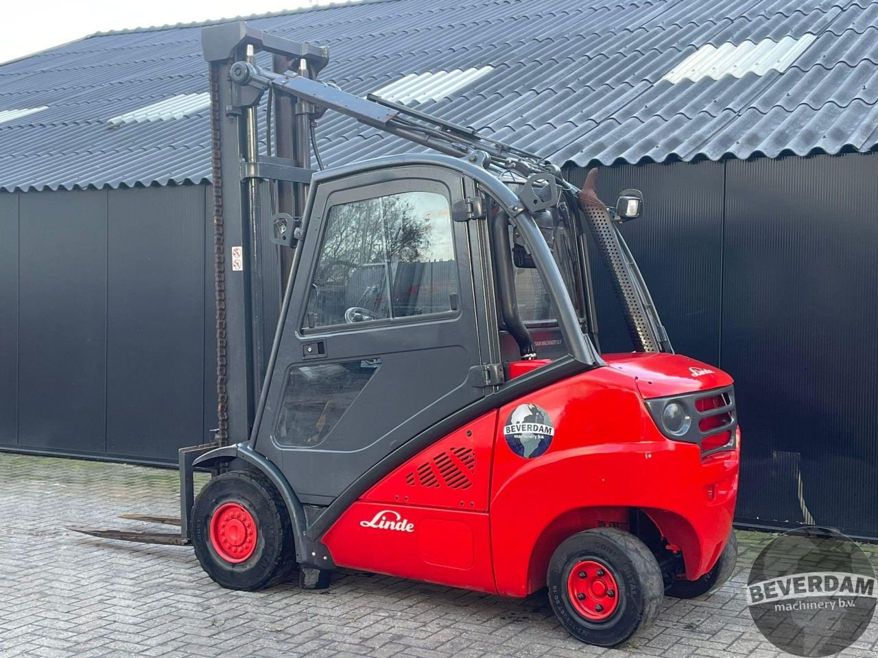 Frontstapler del tipo Linde H35D-01, Gebrauchtmaschine In Vriezenveen (Immagine 3)