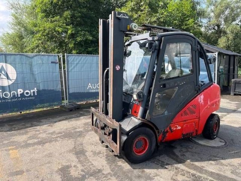 Frontstapler typu Linde H35D-01, Gebrauchtmaschine v Antwerpen (Obrázok 1)