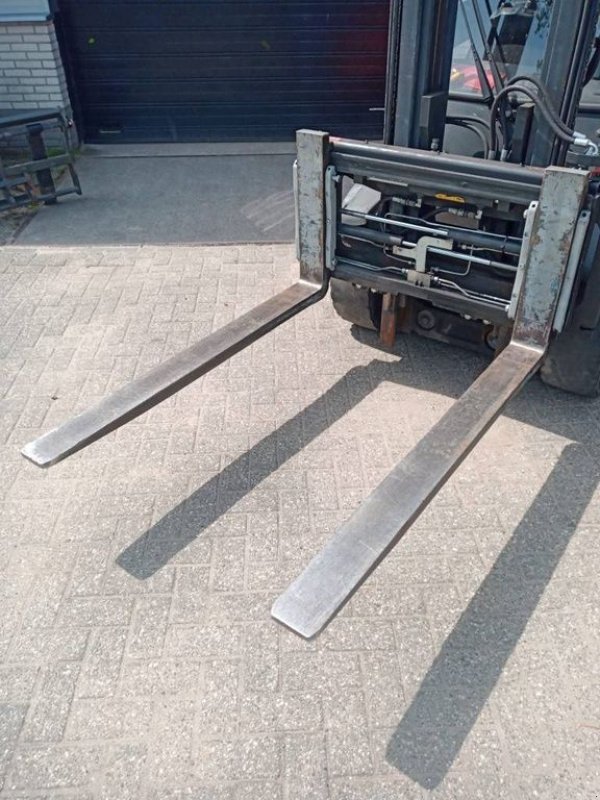 Frontstapler za tip Linde H35D, Gebrauchtmaschine u Hardinxveld-Giessendam (Slika 4)