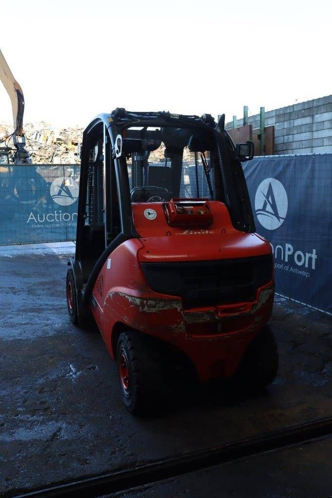 Frontstapler typu Linde H35T-02, Gebrauchtmaschine v Antwerpen (Obrázek 4)