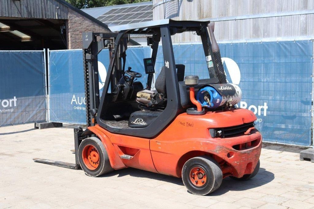 Frontstapler van het type Linde H35T-03, Gebrauchtmaschine in Antwerpen (Foto 4)