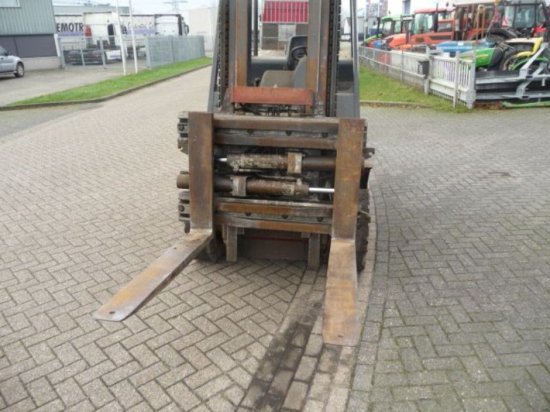 Frontstapler of the type Linde H40 D, Gebrauchtmaschine in Oirschot (Picture 3)