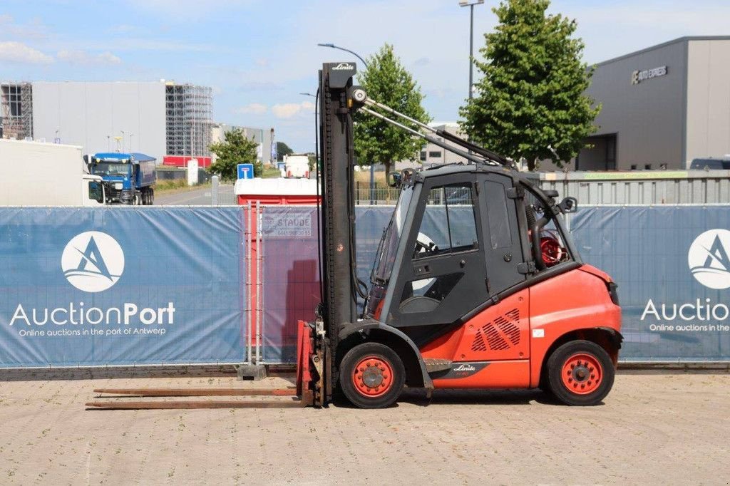 Frontstapler des Typs Linde H40T-02, Gebrauchtmaschine in Antwerpen (Bild 1)