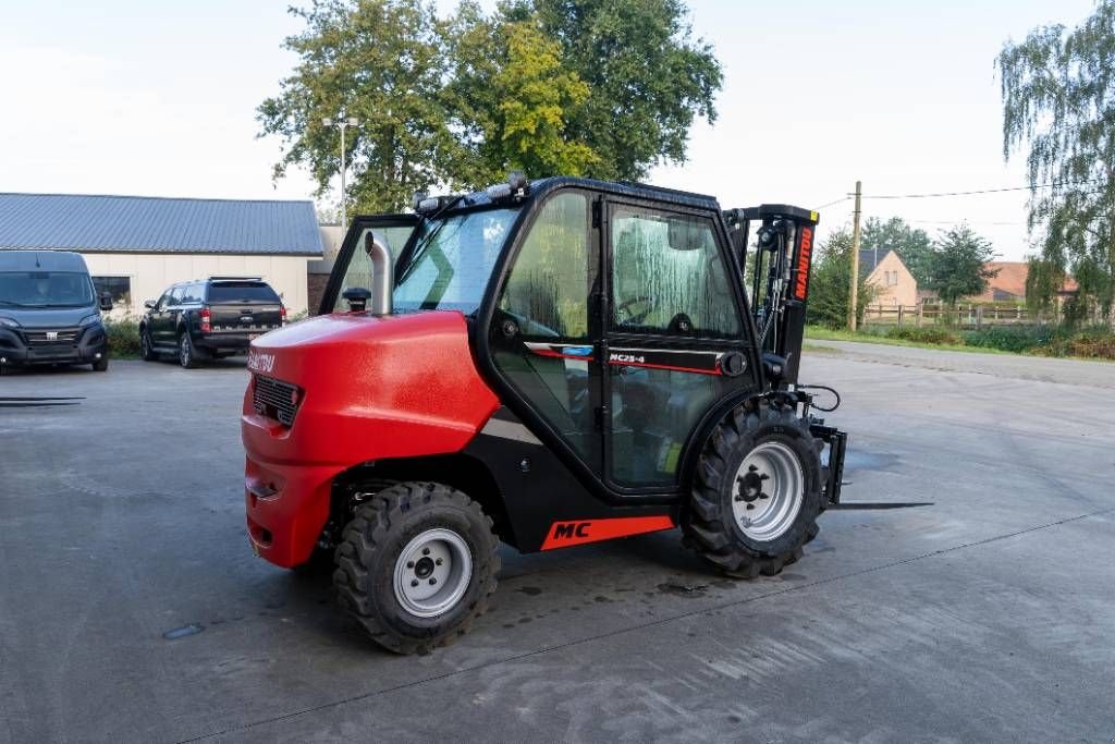 Frontstapler van het type Manitou MC 25-4, Neumaschine in Moerbeke (Foto 7)