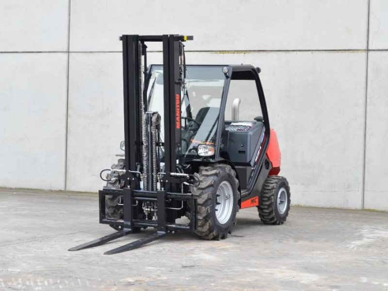 Frontstapler van het type Manitou MC 25-4, Neumaschine in Moerbeke (Foto 1)