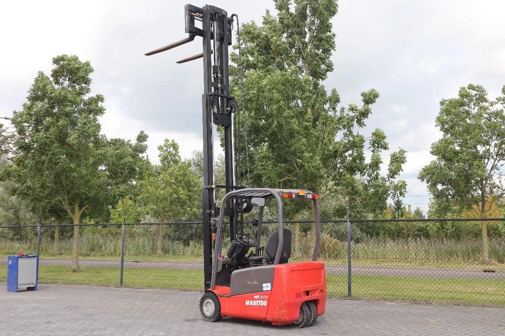 Frontstapler du type Manitou ME 318 SIDESHIFT FORK SPREADERS TRIPLEX, Gebrauchtmaschine en Marknesse (Photo 10)