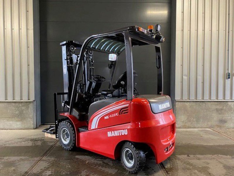 Frontstapler of the type Manitou ME 425C - 48V Electr. Heftruck, Neumaschine in Laren Gld (Picture 4)