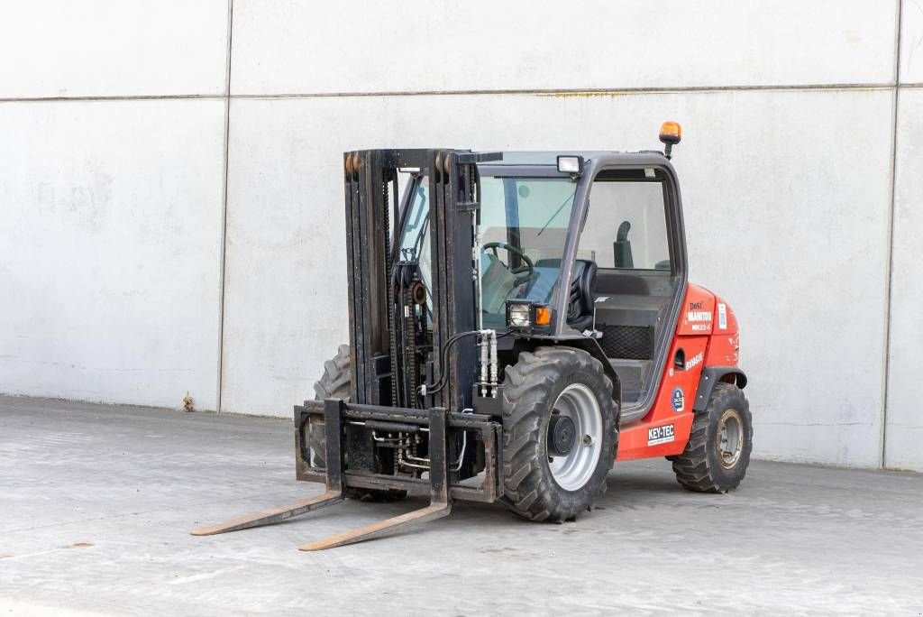 Frontstapler van het type Manitou MH 25-4, Gebrauchtmaschine in Moerbeke (Foto 1)