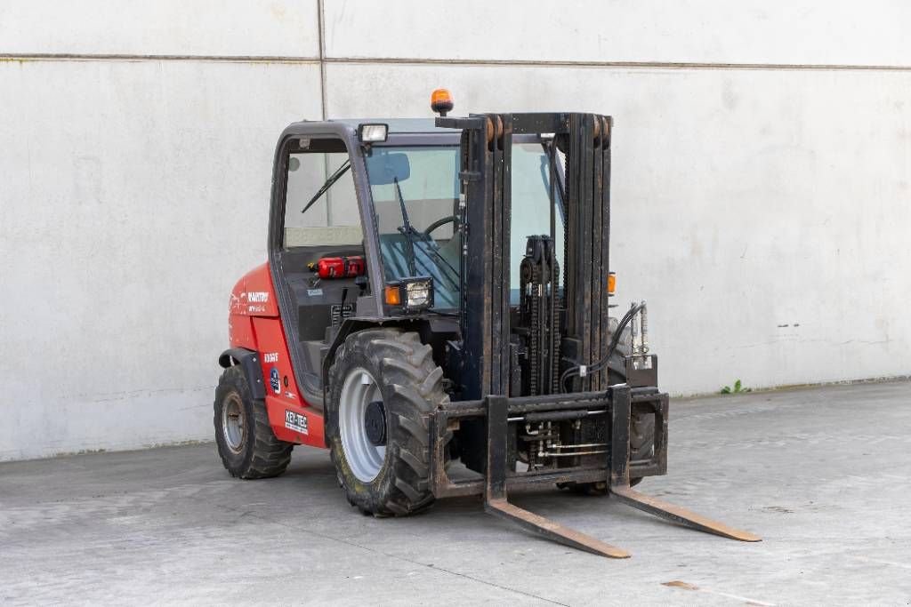 Frontstapler типа Manitou MH 25-4, Gebrauchtmaschine в Moerbeke (Фотография 3)