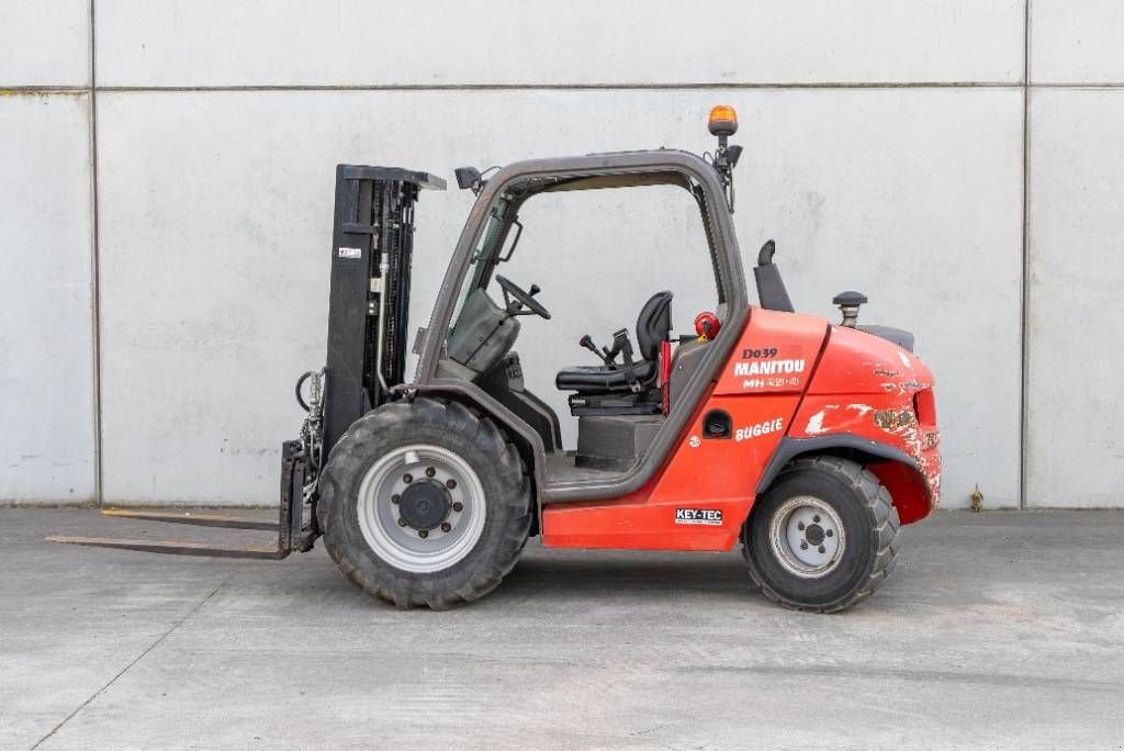 Frontstapler van het type Manitou MH 25-4, Gebrauchtmaschine in Moerbeke (Foto 4)