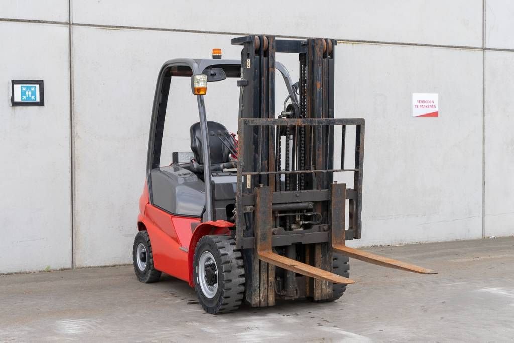 Frontstapler van het type Manitou MI 25 D, Gebrauchtmaschine in Moerbeke (Foto 3)