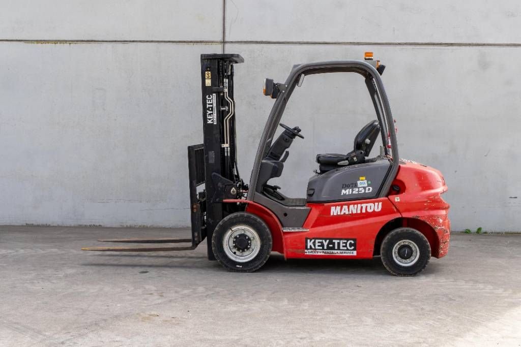 Frontstapler van het type Manitou MI 25 D, Gebrauchtmaschine in Moerbeke (Foto 4)