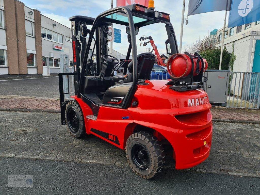 Frontstapler of the type Manitou MI 30 Gas Triplex, Gebrauchtmaschine in Friedrichsdorf (Picture 6)