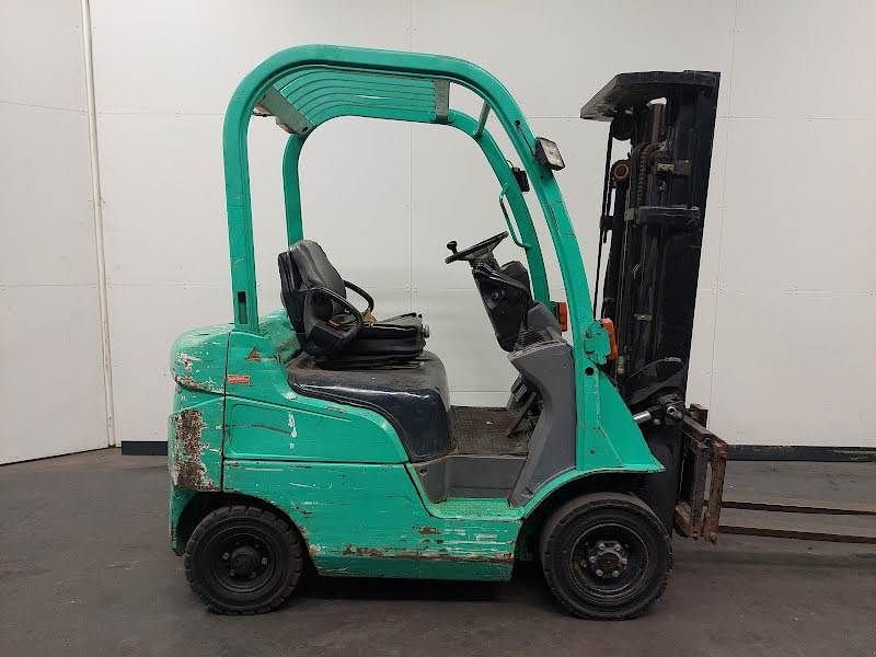 Frontstapler des Typs Mitsubishi FD15N, Gebrauchtmaschine in Waregem (Bild 3)