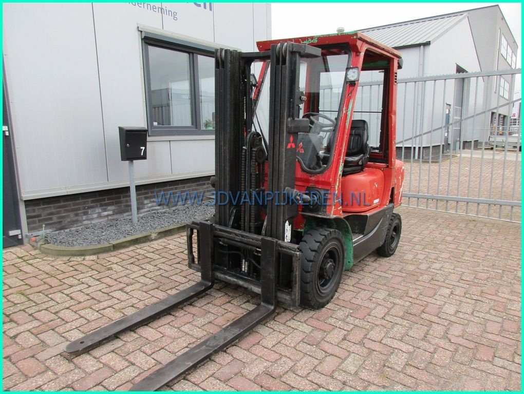 Frontstapler del tipo Mitsubishi FD25K, Gebrauchtmaschine en IJsselmuiden (Imagen 3)