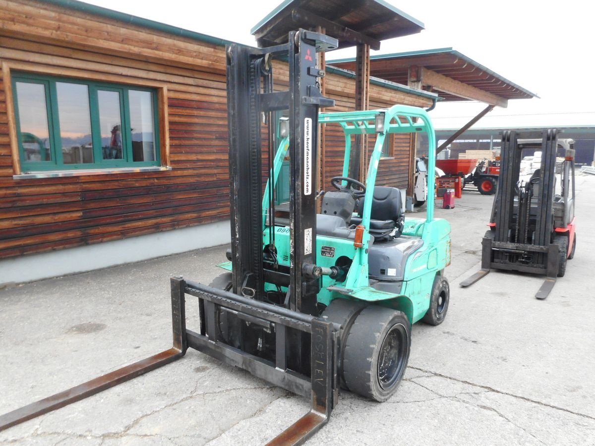 Frontstapler del tipo Mitsubishi FD35N mit Zwillingreifen und breiten Gabelträger, Gebrauchtmaschine In St. Nikolai ob Draßling (Immagine 2)