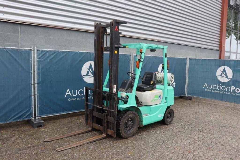 Frontstapler van het type Mitsubishi FG25, Gebrauchtmaschine in Antwerpen (Foto 9)