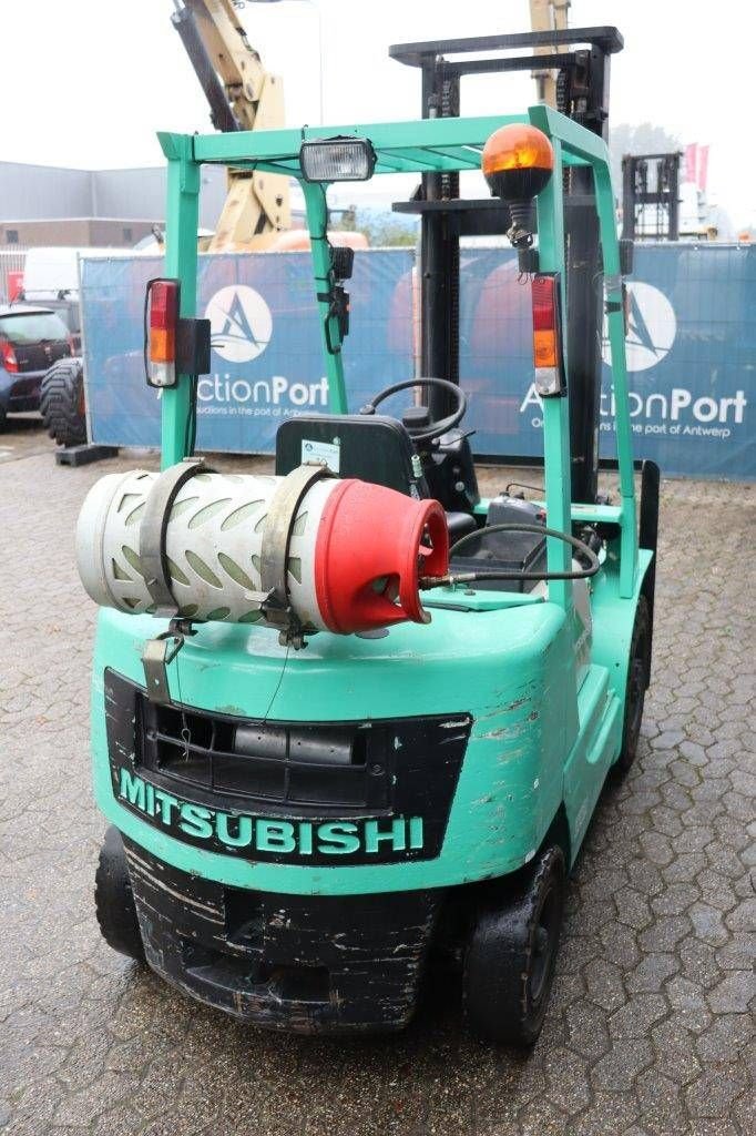 Frontstapler typu Mitsubishi FG25, Gebrauchtmaschine w Antwerpen (Zdjęcie 5)