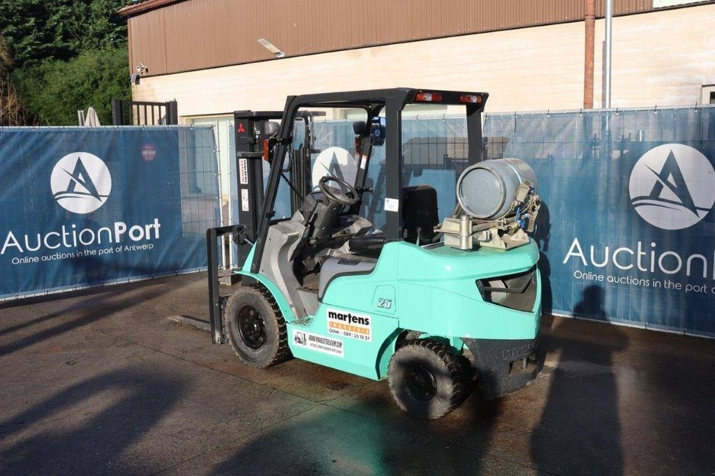 Frontstapler typu Mitsubishi FGE25T, Gebrauchtmaschine v Antwerpen (Obrázek 3)