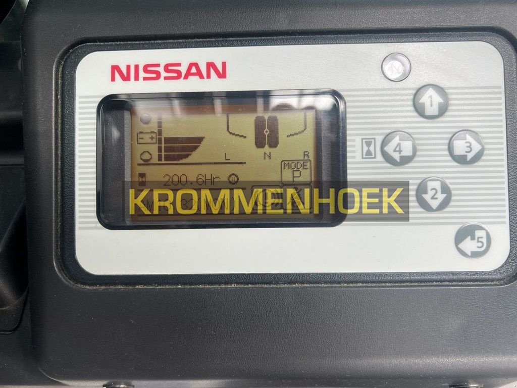 Frontstapler tip Nissan 1 N1L 150 Rotator 200 uur!, Gebrauchtmaschine in Apeldoorn (Poză 8)