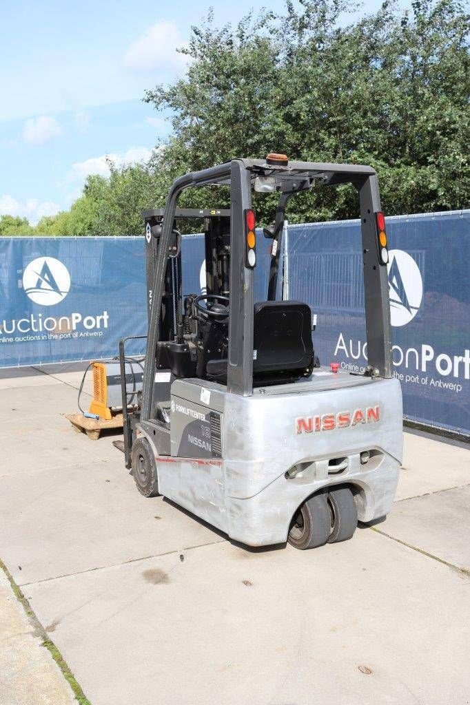 Frontstapler del tipo Nissan 18, Gebrauchtmaschine en Antwerpen (Imagen 4)