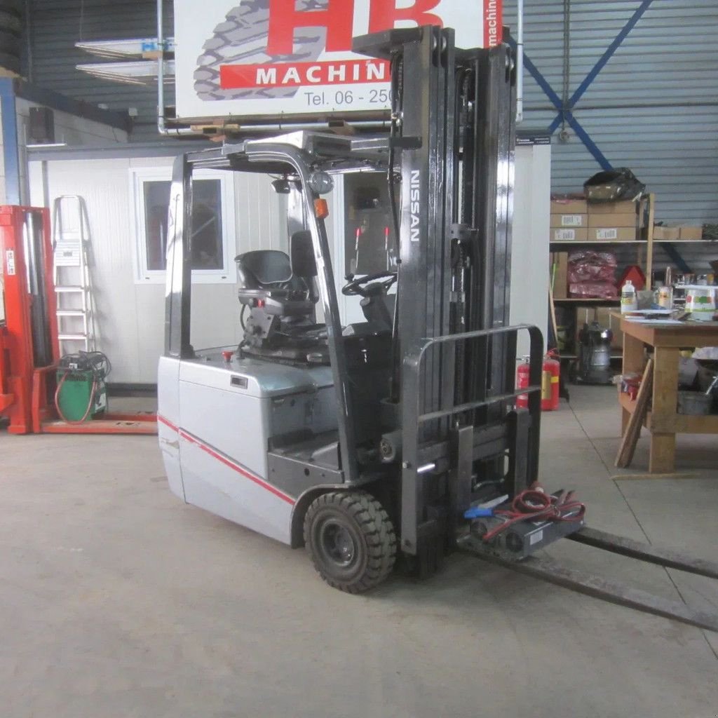 Frontstapler typu Nissan 1N1L18Q, heftruck elektrisch, triplomast, side shift., Gebrauchtmaschine v Tubbergen (Obrázok 1)