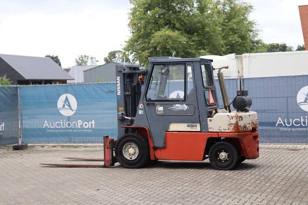 Frontstapler van het type Nissan BGF03A45U, Gebrauchtmaschine in Antwerpen (Foto 3)