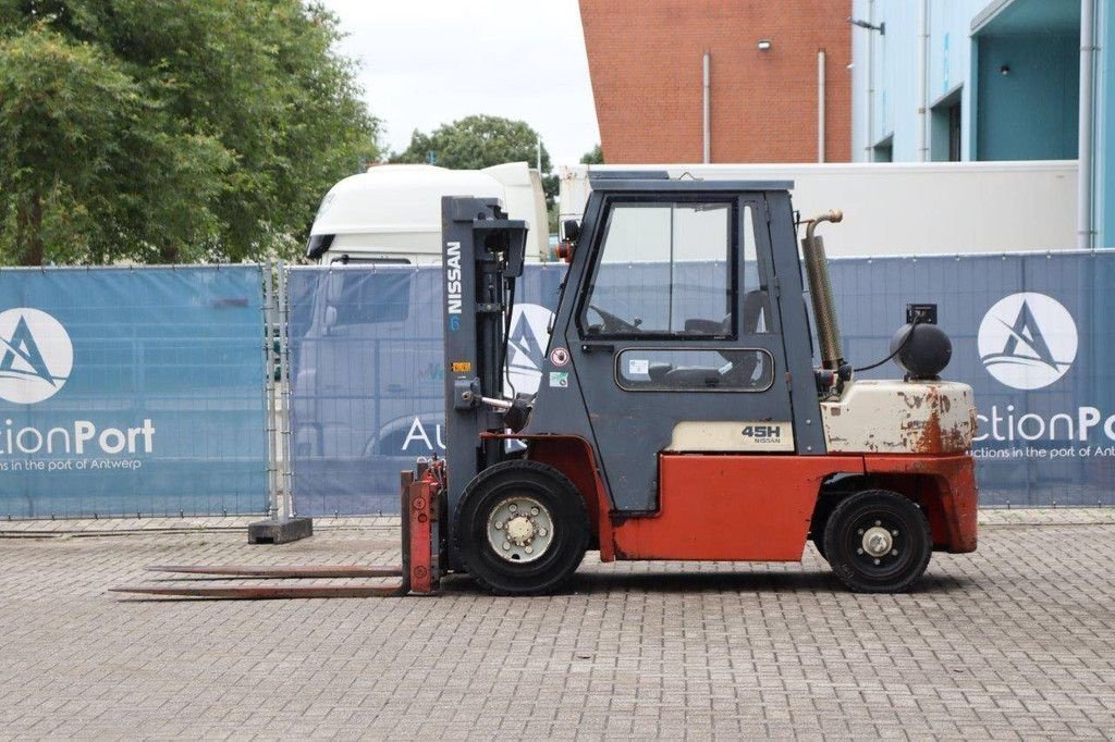 Frontstapler van het type Nissan BGF03A45U, Gebrauchtmaschine in Antwerpen (Foto 2)