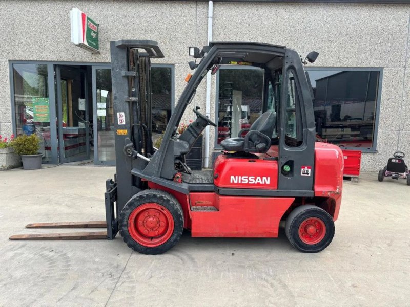 Frontstapler typu Nissan FD02A25Q, Gebrauchtmaschine w Wevelgem (Zdjęcie 1)