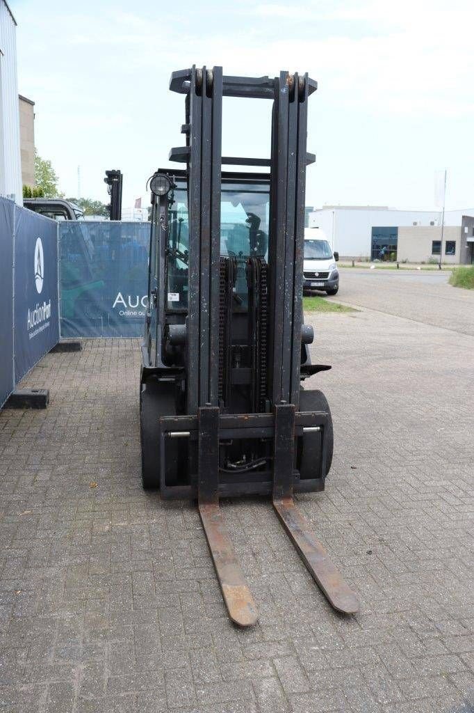 Frontstapler typu Nissan FGD02A30Q, Gebrauchtmaschine w Antwerpen (Zdjęcie 8)