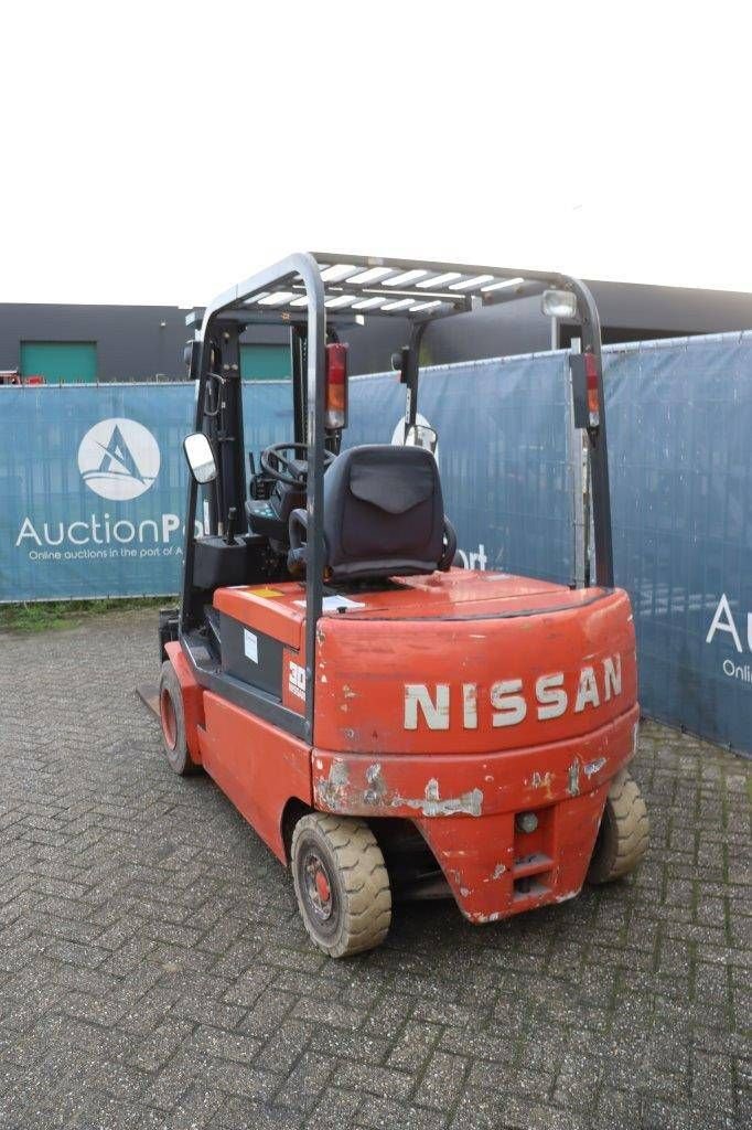 Frontstapler typu Nissan G002L-30CU, Gebrauchtmaschine v Antwerpen (Obrázek 4)